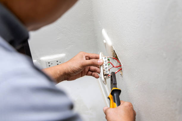 Best Circuit Breaker Repair  in Delshire, OH